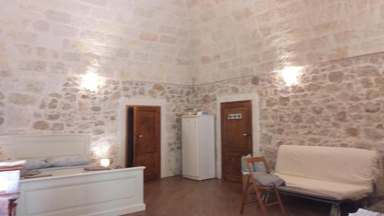 Altana Di Tufo Bed & Breakfast Molfetta Exterior photo